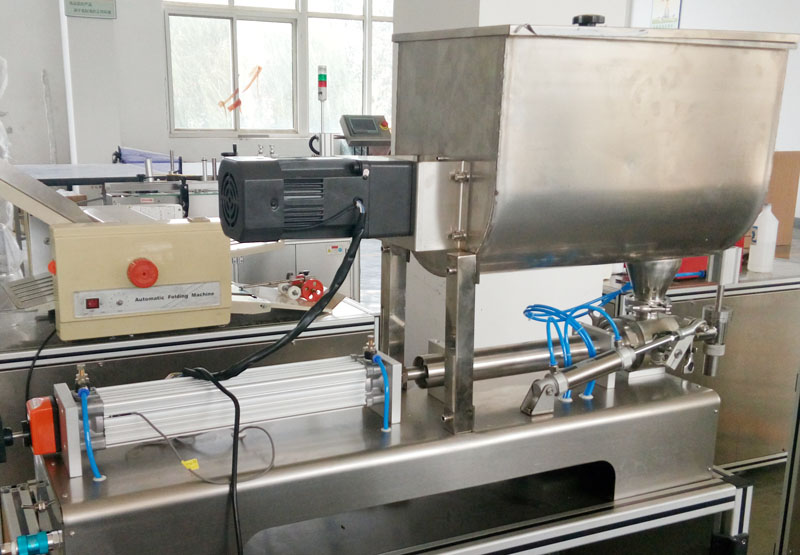 半自動辣椒醬灌裝機細(xì)節(jié)圖